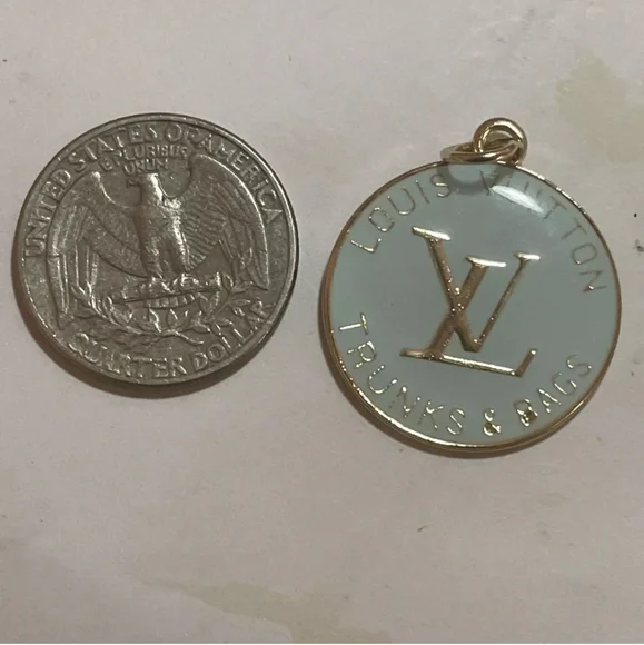 Louis Vuitton Button Zipper Pull Trunk Tag Blue 25mm - Picture 4 of 12